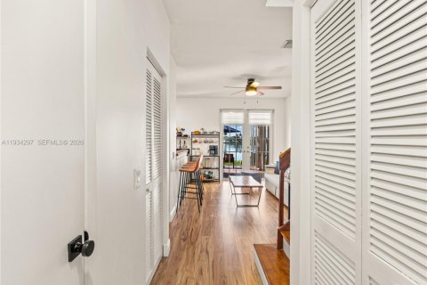 Villa ou maison à louer à Weston, Floride: 3 chambres, 148.64 m2 № 1996026 - photo 16