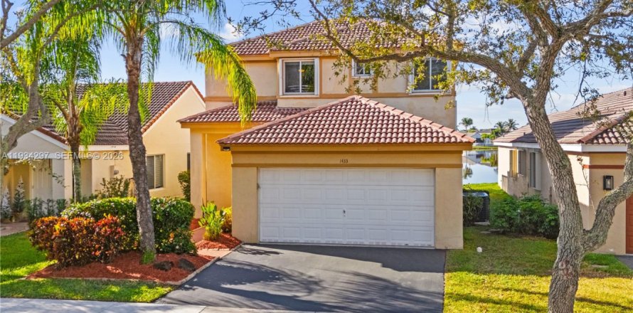 Villa ou maison à Weston, Floride 3 chambres, 148.64 m2 № 1996026