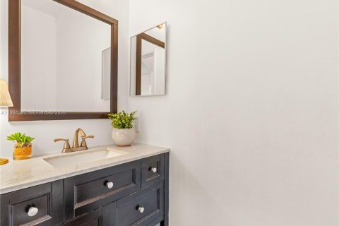 Villa ou maison à louer à Weston, Floride: 3 chambres, 148.64 m2 № 1996026 - photo 17