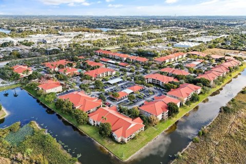 Copropriété à louer à Pembroke Pines, Floride: 1 chambre, 64.1 m2 № 2002729 - photo 13
