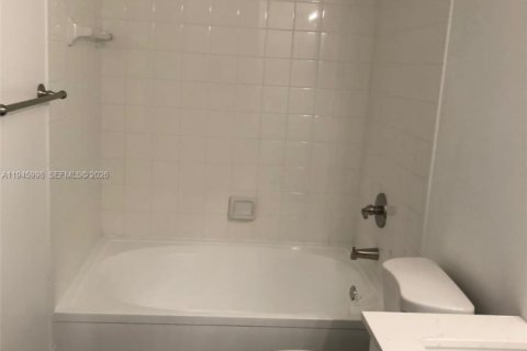 Copropriété à louer à Pembroke Pines, Floride: 1 chambre, 64.1 m2 № 2002729 - photo 8