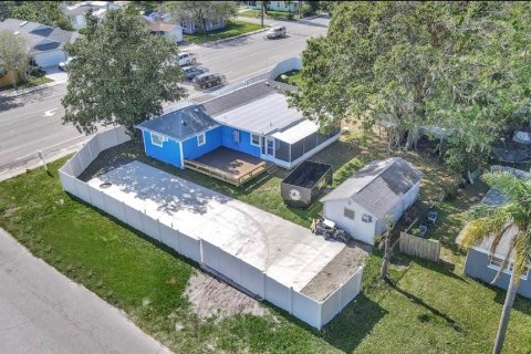 Снять в аренду виллу или дом в Сарасота, Флорида 6 комнат, 150.59м2, № 2215533 - фото 25