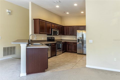 Townhouse in Orlando, Florida 2 bedrooms, 111.48 sq.m. № 2231926 - photo 9