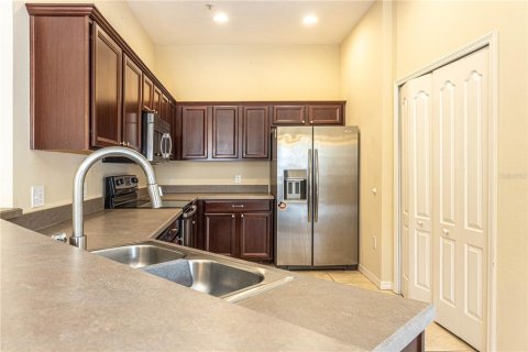 Townhouse in Orlando, Florida 2 bedrooms, 111.48 sq.m. № 2231926 - photo 8