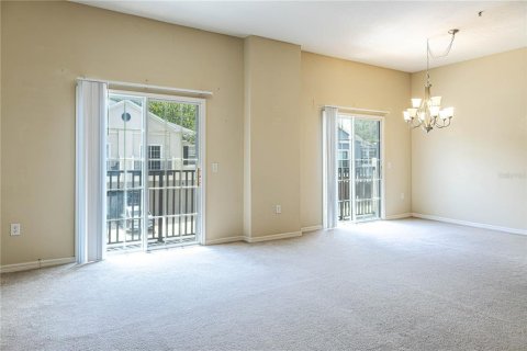 Townhouse in Orlando, Florida 2 bedrooms, 111.48 sq.m. № 2231926 - photo 4
