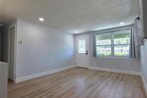 House in Tampa, Florida 3 bedrooms, 81.29 sq.m. № 1883498 - photo 19