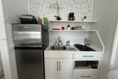 Copropriété à vendre à Miami Beach, Floride: 34.37 m2 № 1945581 - photo 6