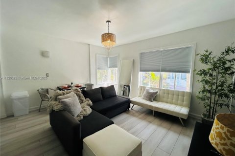 Copropriété à vendre à Miami Beach, Floride: 34.37 m2 № 1945581 - photo 5