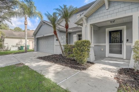 House in DeLand, Florida 3 bedrooms, 217.76 sq.m. № 1780969 - photo 4