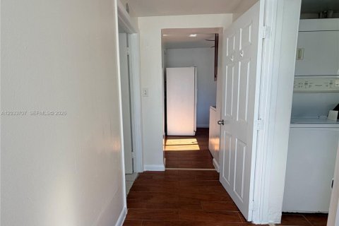 Casa en alquiler en Miramar, Florida, 2 dormitorios, 115.48 m2 № 2078034 - foto 8