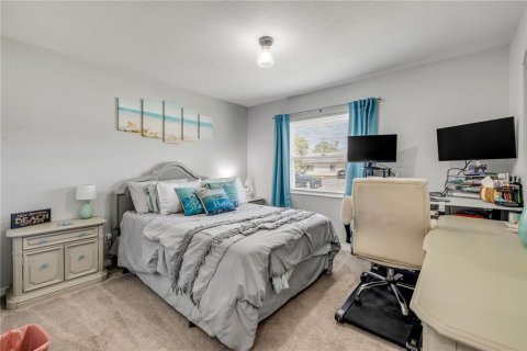 House in Edgewater, Florida 3 bedrooms, 126.81 sq.m. № 2413746 - photo 24