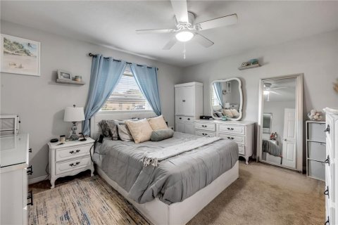 House in Edgewater, Florida 3 bedrooms, 126.81 sq.m. № 2413746 - photo 25