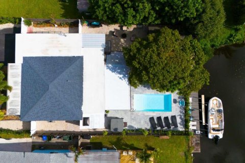 Villa ou maison à louer à Fort Lauderdale, Floride: 3 chambres, 133.04 m2 № 2375905 - photo 18