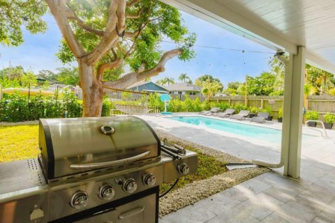 Villa ou maison à louer à Fort Lauderdale, Floride: 3 chambres, 133.04 m2 № 2375905 - photo 4