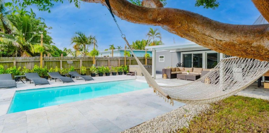 Villa ou maison à Fort Lauderdale, Floride 3 chambres, 133.04 m2 № 2375905