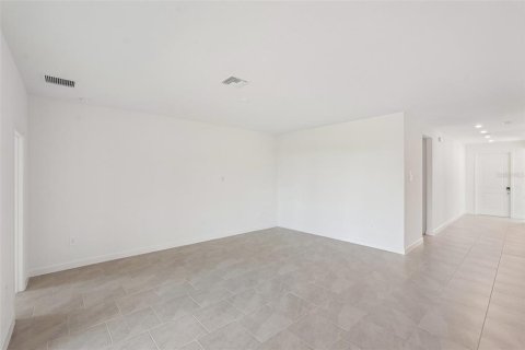 Villa ou maison à vendre à Punta Gorda, Floride: 4 chambres, 234.11 m2 № 2196292 - photo 8