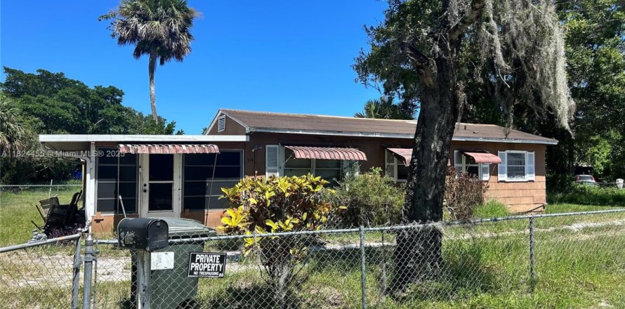 Casa en St. Lucie, Florida 2 dormitorios, 68.56 m2 № 1938029