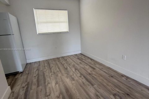 Condo in Hialeah, Florida, 3 bedrooms  № 1798715 - photo 3