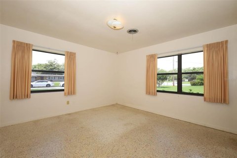 House in Orlando, Florida 4 bedrooms, 187.2 sq.m. № 1787724 - photo 22
