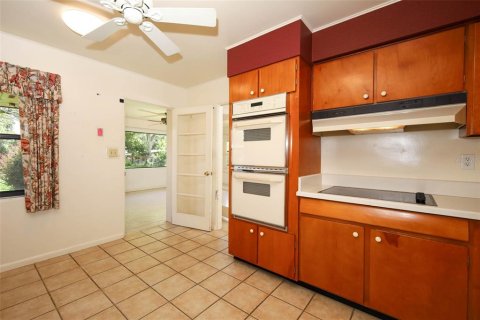 House in Orlando, Florida 4 bedrooms, 187.2 sq.m. № 1787724 - photo 17