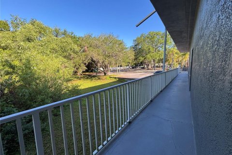 Immobilier commercial à louer à Palm Harbor, Floride: 178.37 m2 № 1642963 - photo 28