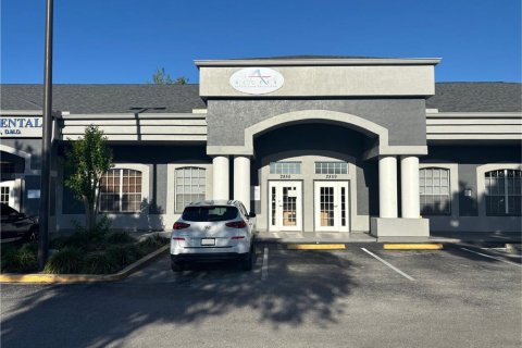 Immobilier commercial à louer à Palm Harbor, Floride: 178.37 m2 № 1642963 - photo 1