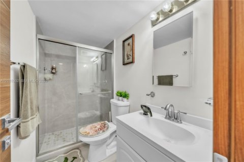 Снять в аренду кондоминиум в Холливуд, Флорида 1 спальня, 91.04м2, № 2066354 - фото 13