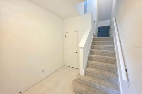 Townhouse in Tampa, Florida 3 bedrooms, 159.23 sq.m. № 1810154 - photo 5