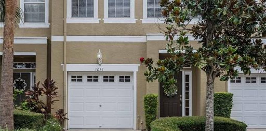 Townhouse in Tampa, Florida 3 bedrooms, 159.23 sq.m. № 1810154