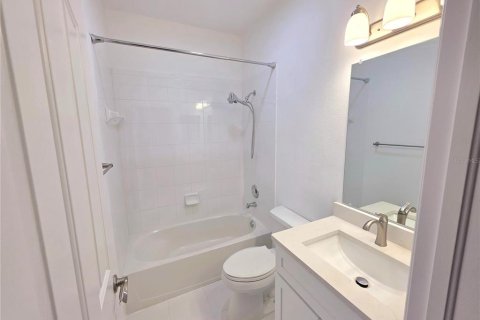 Townhouse in Tampa, Florida 3 bedrooms, 159.23 sq.m. № 1810154 - photo 21