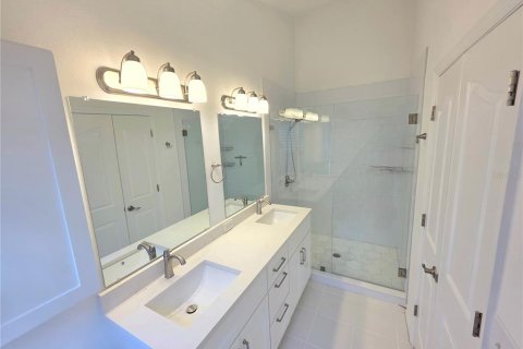 Townhouse in Tampa, Florida 3 bedrooms, 159.23 sq.m. № 1810154 - photo 20