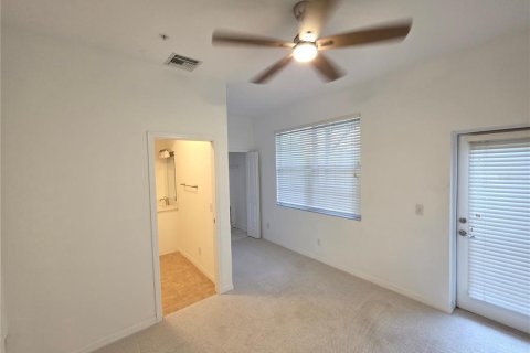 Townhouse in Tampa, Florida 3 bedrooms, 159.23 sq.m. № 1810154 - photo 6
