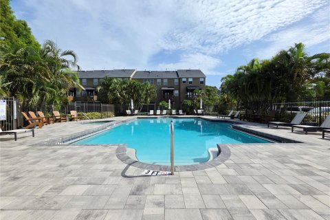 Townhouse in Tampa, Florida 3 bedrooms, 159.23 sq.m. № 1810154 - photo 26