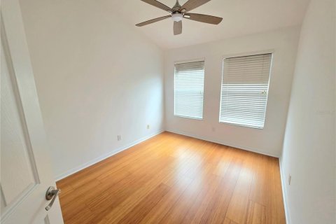 Townhouse in Tampa, Florida 3 bedrooms, 159.23 sq.m. № 1810154 - photo 16