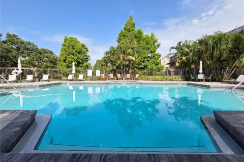Townhouse in Tampa, Florida 3 bedrooms, 159.23 sq.m. № 1810154 - photo 25