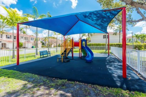 Adosado en venta en Sunrise, Florida, 2 dormitorios, 164.81 m2 № 2052339 - foto 23