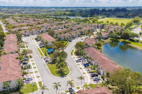 Adosado en venta en Sunrise, Florida, 2 dormitorios, 164.81 m2 № 2052339 - foto 30