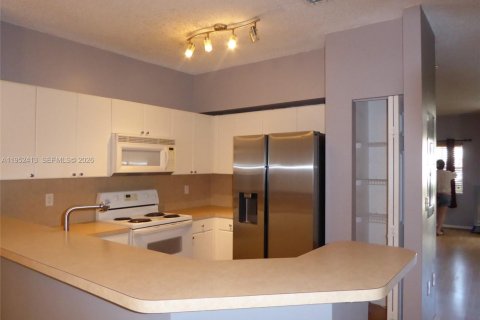 Купить таунхаус в Хомстед, Флорида 3 спальни, 134.89м2, № 2008505 - фото 5