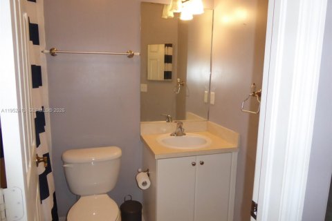 Купить таунхаус в Хомстед, Флорида 3 спальни, 134.89м2, № 2008505 - фото 16