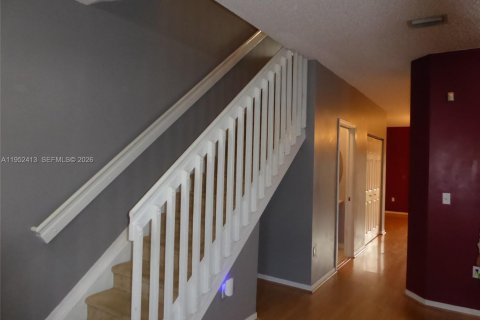 Купить таунхаус в Хомстед, Флорида 3 спальни, 134.89м2, № 2008505 - фото 3