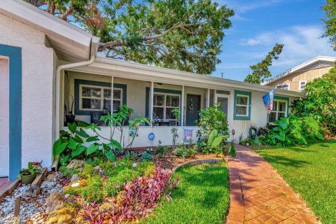 Villa ou maison à vendre à Saint Petersburg, Floride: 3 chambres, 179.95 m2 № 1640145 - photo 5