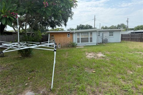 Villa ou maison à vendre à Largo, Floride: 3 chambres, 68.56 m2 № 2204265 - photo 11