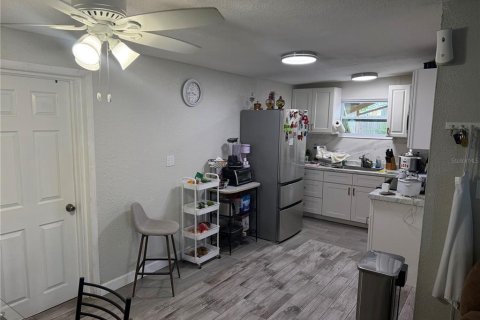 Villa ou maison à vendre à Largo, Floride: 3 chambres, 68.56 m2 № 2204265 - photo 3