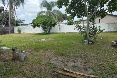 Villa ou maison à vendre à Largo, Floride: 3 chambres, 68.56 m2 № 2204265 - photo 12