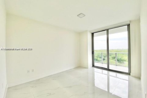 Condominio en venta en North Miami Beach, Florida, 1 dormitorio, 87.05 m2 № 1766901 - foto 21