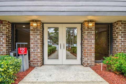 Condominio en venta en Palm Harbor, Florida, 1 dormitorio, 76.64 m2 № 2104359 - foto 3