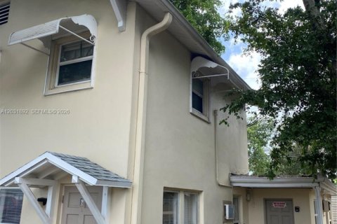 Apartment in Dania Beach, Florida 46.45 sq.m. № 2083800 - photo 12