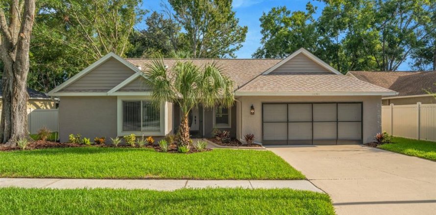 Villa ou maison à New Port Richey, Floride 3 chambres, 188.78 m2 № 1869775