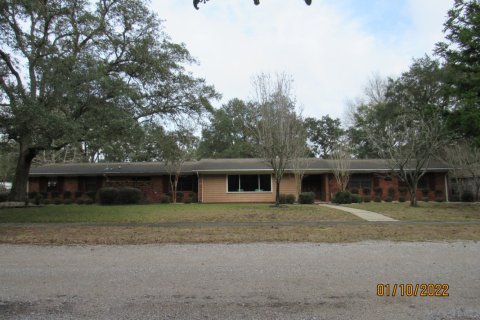 Villa ou maison à louer à Valparaiso, Floride: 4 chambres, 270.72 m2 № 589986 - photo 1