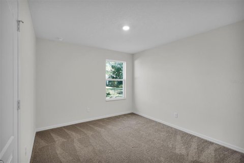 House in Palm Coast, Florida 4 bedrooms, 171.4 sq.m. № 2222924 - photo 17